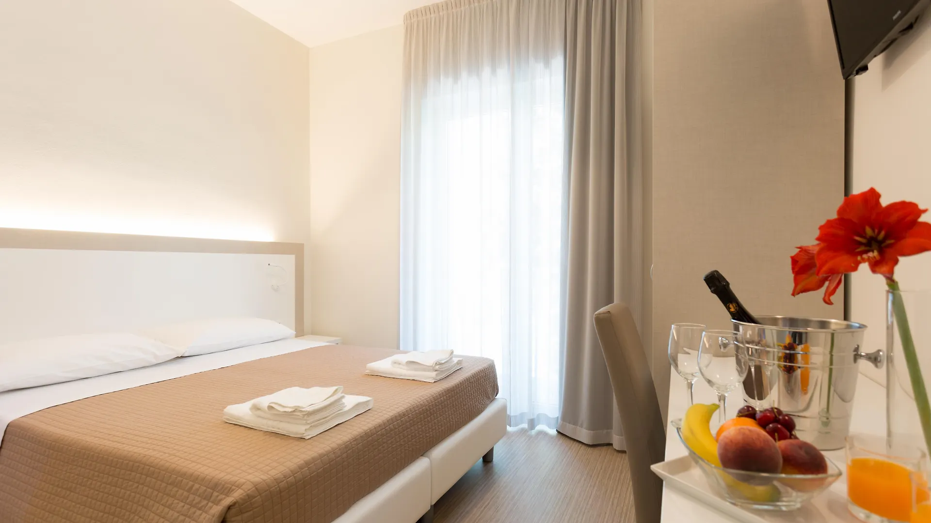 Hotel Amicizia Rimini 3*,