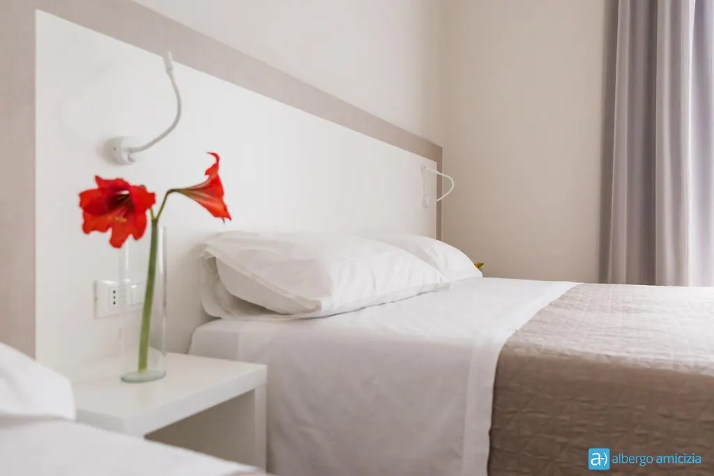 Hotel Amicizia Ρίμινι